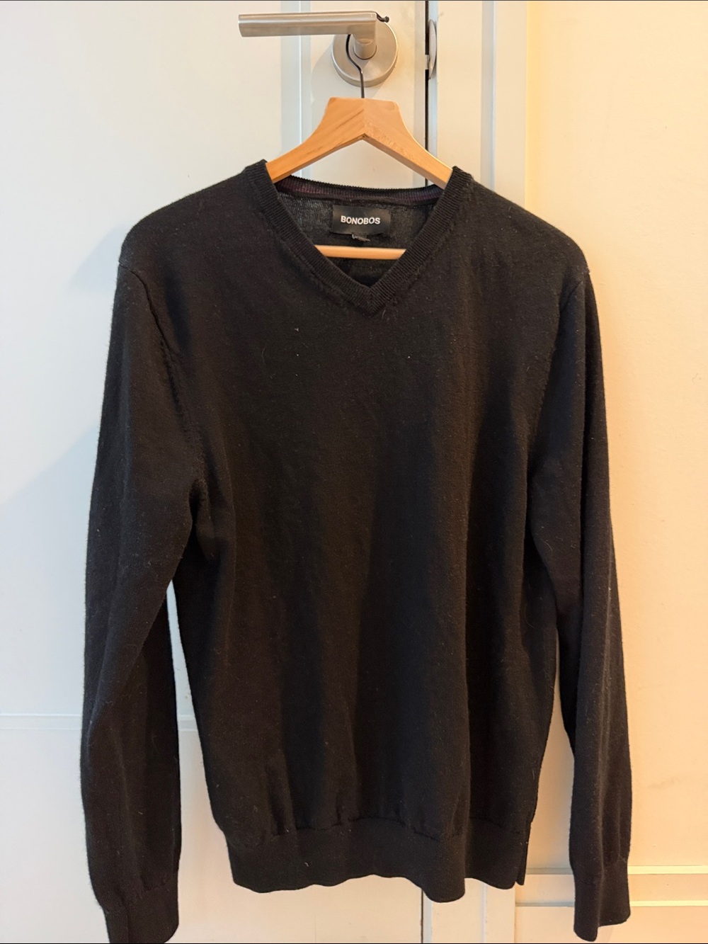 Bonobos Men's Black V-Neck Sweater